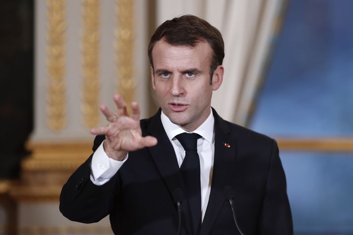 Emmanuel Macron Frakklandsforseti er nú á ferðalagi um Afríku.