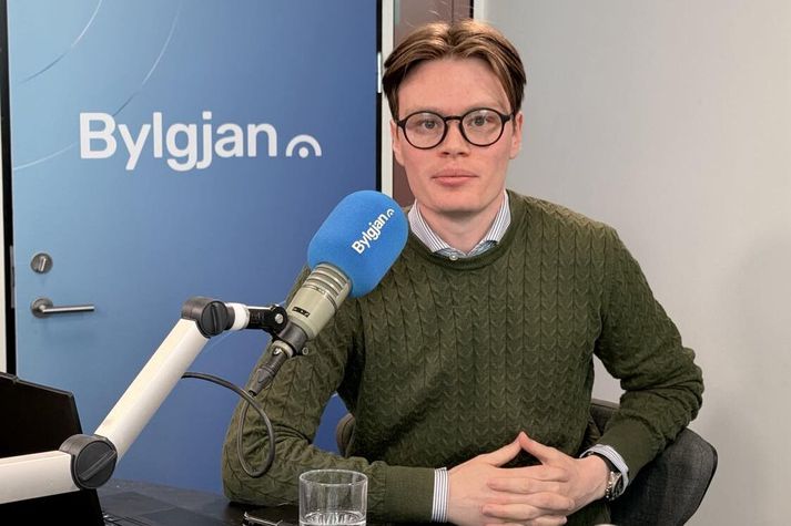 Ragnar telur skekkju í kerfinu og að það skorti hvata fyrir fólk til að fara aftur á vinnumarkað. 