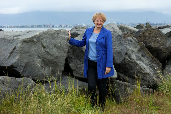 Ingrid Kuhlman gefur okkur góð ráð til að auka líkurnar á því að við náum markmiðum okkar árið 2022. Til dæmis hvernig við getum byrjað að hreyfa okkur reglulega ef það er eitthvað sem við hingað til höfum sjaldnast náð að halda út. 