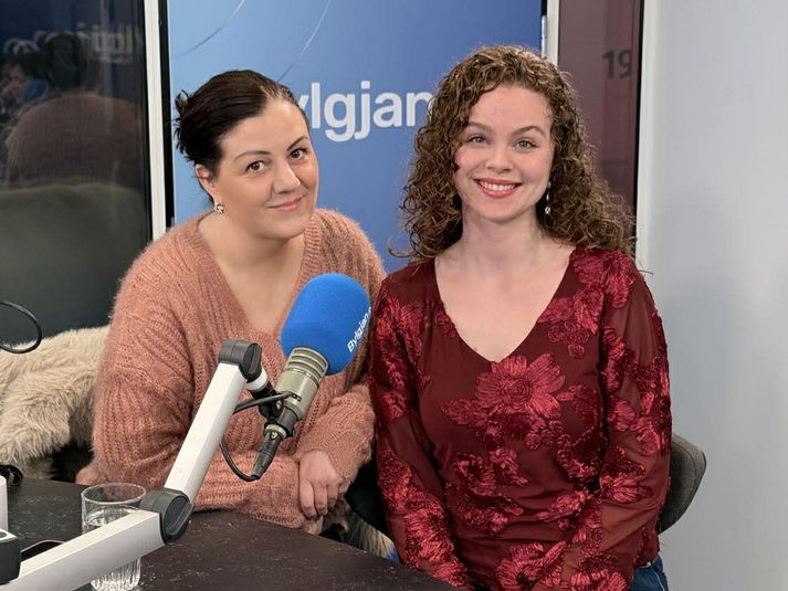 Sara Rós Kristinsdóttir, móðir barns með skólaforðun og Jóhanna Birna Bjartmarsdóttir, nemandi sem var í skólaforðun, ræddu málin í Bítinu á Bylgjunni.