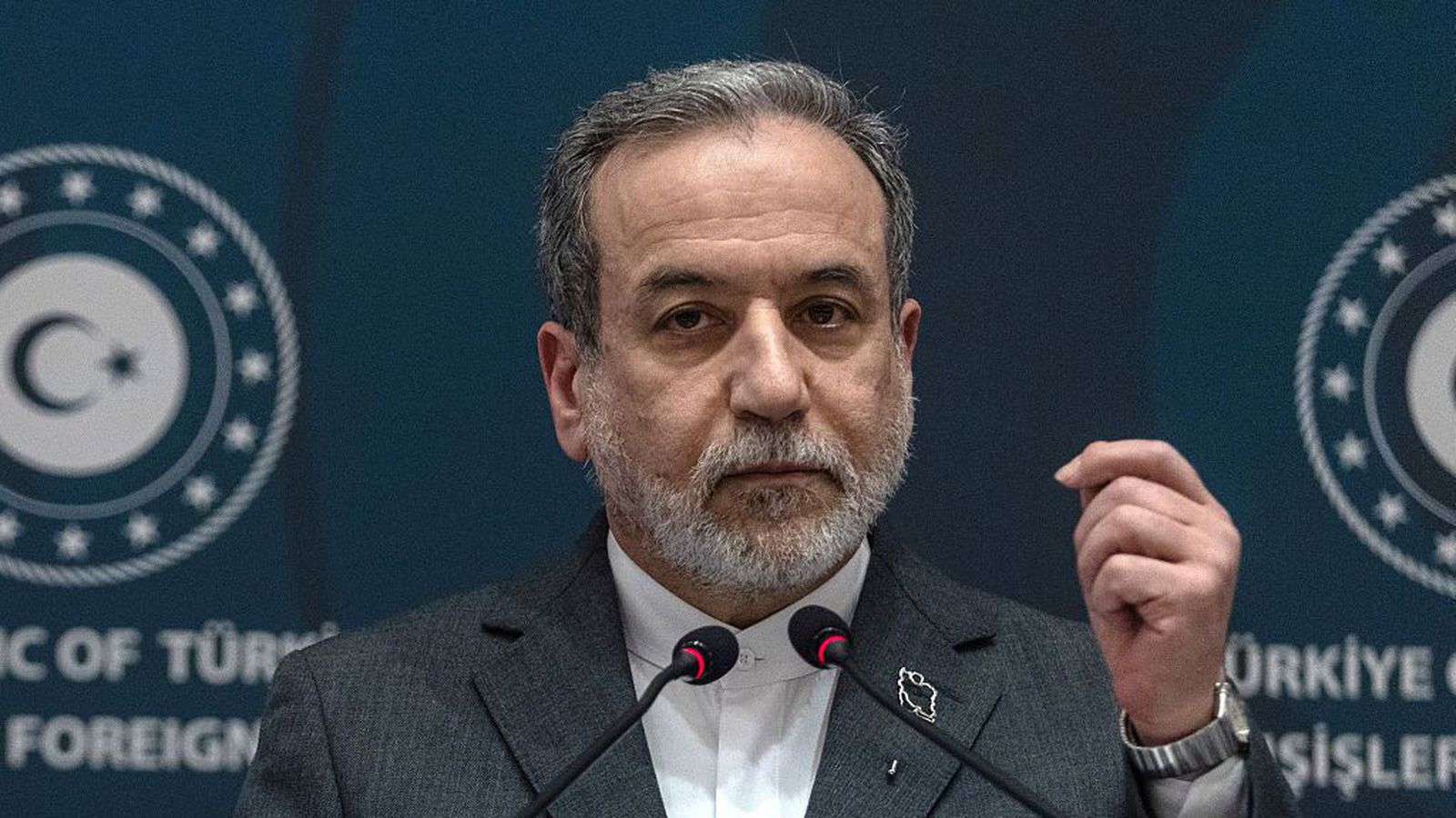 Við­semj­endum fækkar: Araghchi og Ghalibaf gefin grið... í bili