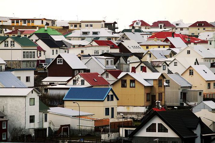 Frá Vestmannaeyjum Heimamenn eru orðnir langþreyttir á stopulu sjúkraflugi.