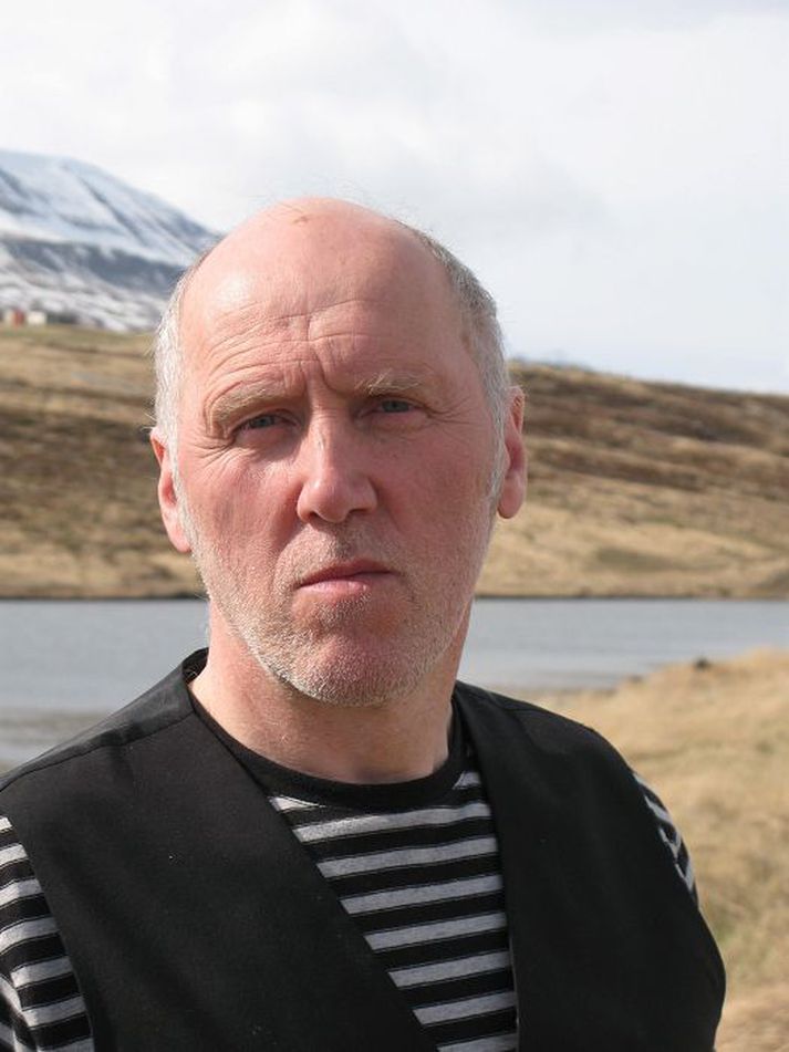 Formaður byggðarráðs Dalvíkurbyggðar segir slökkvilið hafa metið búnað gullsmiðs of hættulegan.