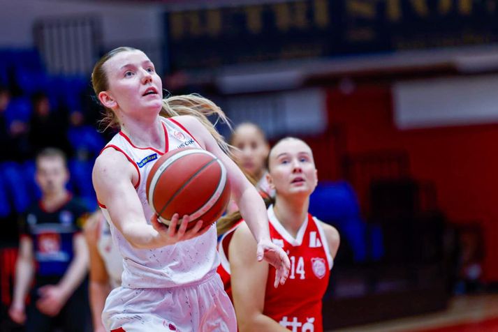 Þóra Kristín Jónsdóttir átti að venju flottan leik í liði Hauka.