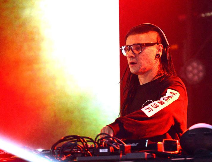 Skrillex lofar brjáluðu setti á Sónar.