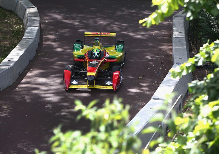 Lucas di Grassi vann í Malasíu.