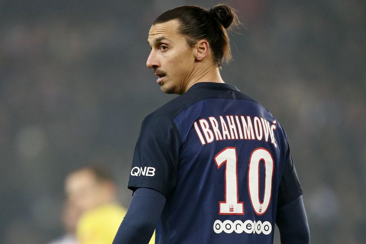 Zlatan Ibrahimovic yfirgefur líklega PSG í sumar.