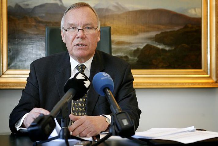  Fall bankanna skrifaðist á slakan bankarekstur, slæma stefnu og óheppni, að mati finnska bankasérfræðingsins Kaarlos Jännäri. Fréttablaðið/Pjetur