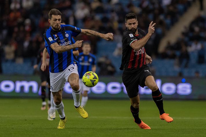 Mílanóliðin, Inter og AC, mætast í stórleik í ítalska boltanum í kvöld.