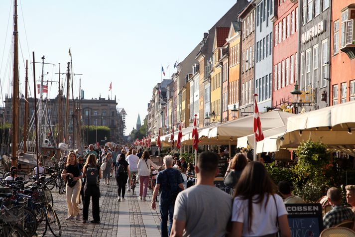 Samkomutakmörkunum var fyrst komið á í Danmörku 11. mars 2020. Myndin er tekin í Nyhavn í upphafi þessa mánaðar.