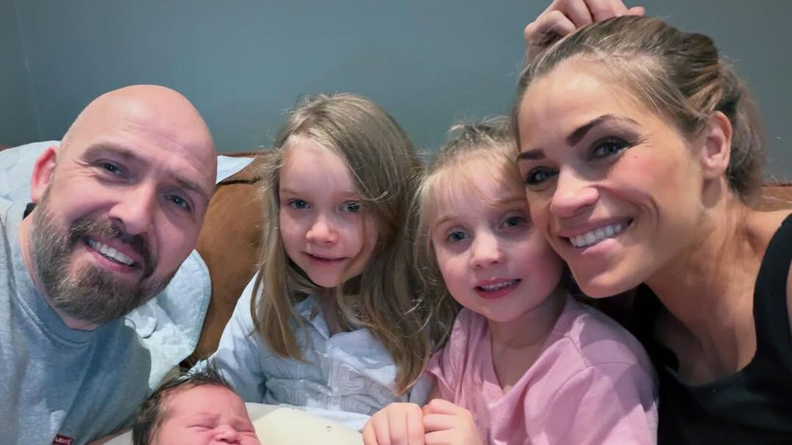 Þriðja dóttir Sverris Berg­manns og Kristínar Evu komin í heiminn