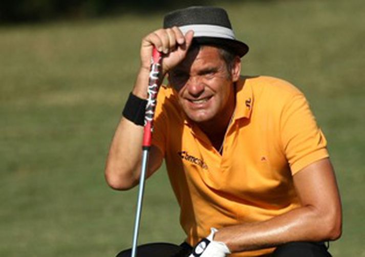 Parnevik mætti með lukkuhattinn