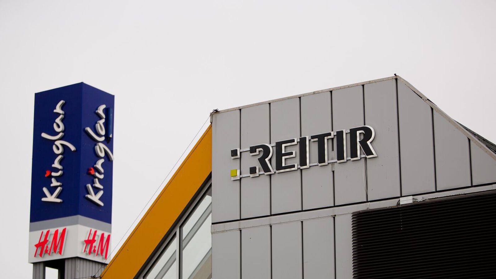 Brimgarðar kaupa tíu milljónir hluta í Reitum