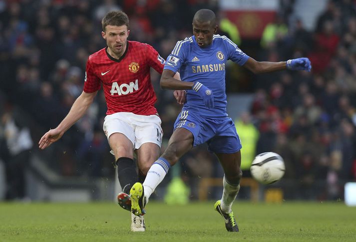 Carrick í baráttu við Ramirez.