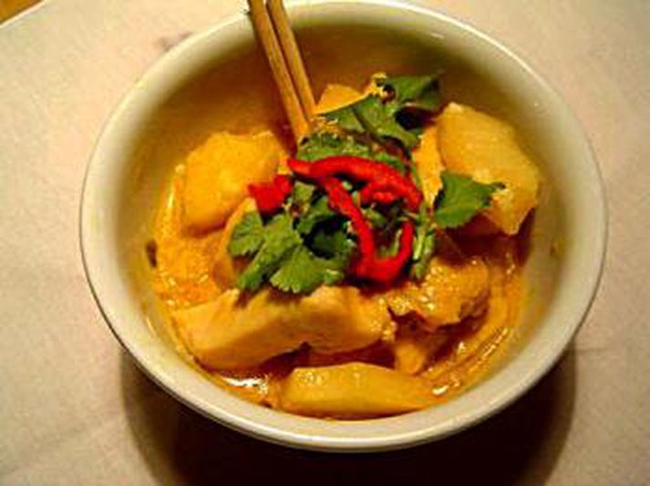 Karríréttir eru nánast búnir að leysa hakkbökur og aðra litlausari rétti af hólmi sem þjóðarréttur Breta. Jafnvel vinsælli en fiskur og franskar.