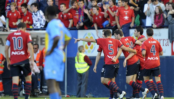 Leikmenn Osasuna fagna í leiknum í dag.
