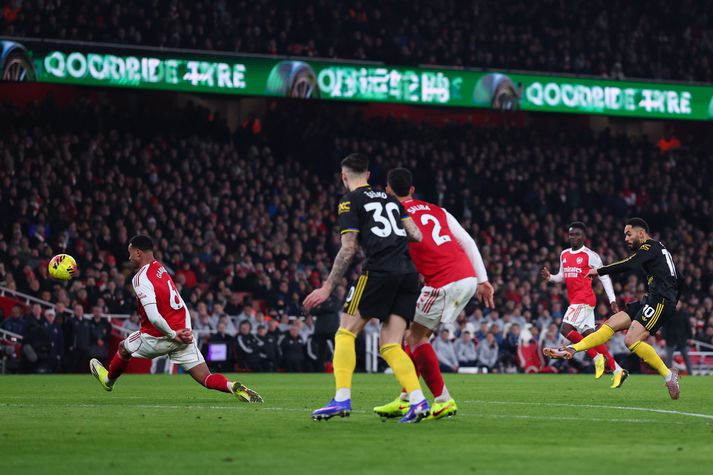 Cunha var vel fyrir utan teig þegar hann skoraði sigurmarkið. 