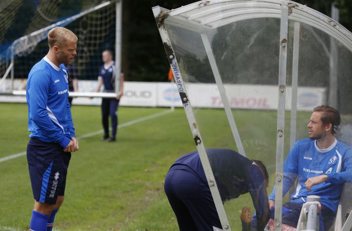 Tveir markheppnir, Eiður Smári Guðjohnsen og Gylfi Þór Sigurðsson, á æfingu með landsliðinu í dag.