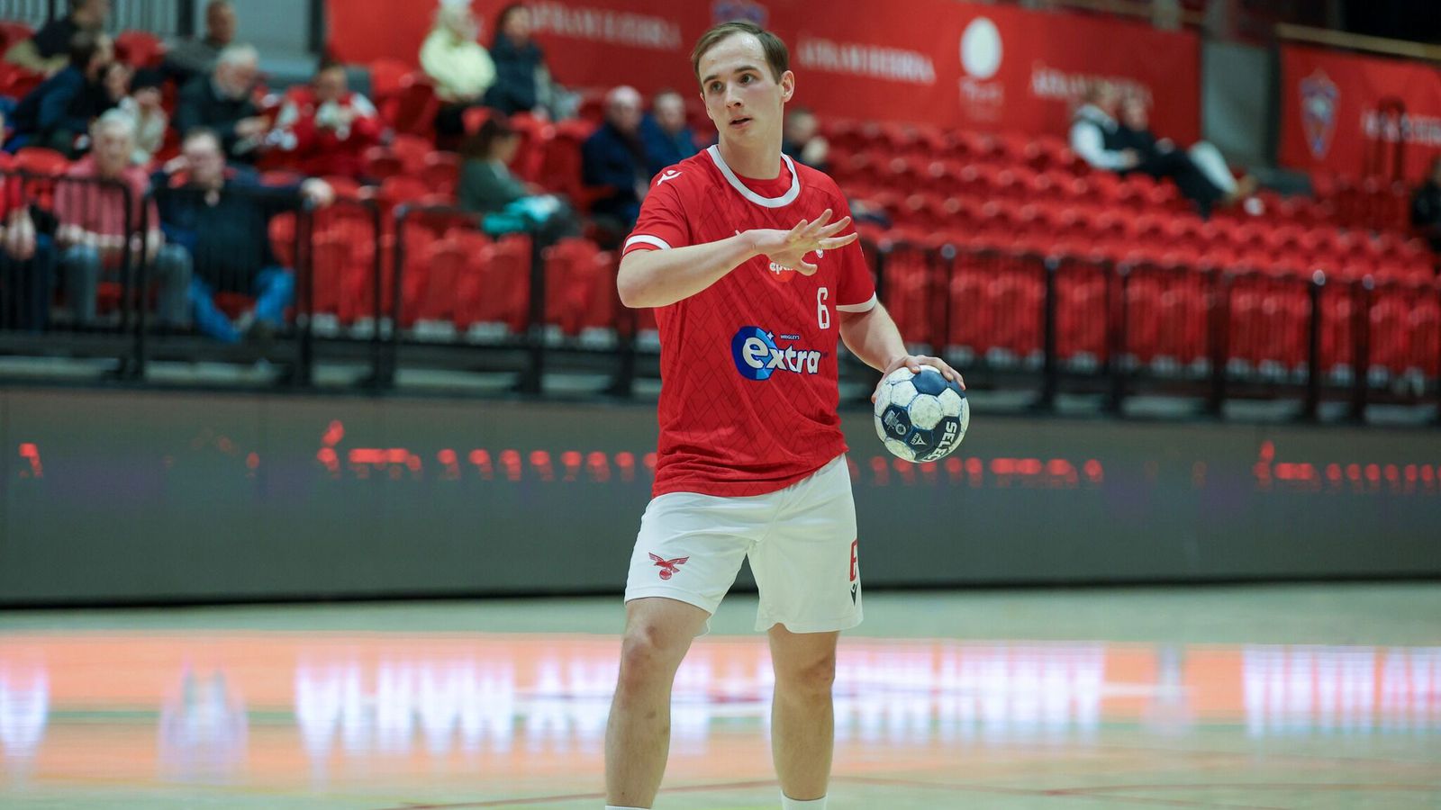 Valur - Fram | Meistararnir mæta toppliðinu