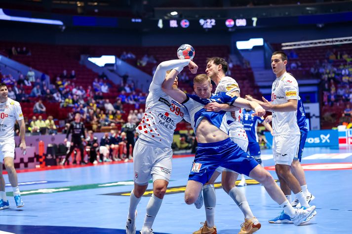 Sérfræðingarnir vilja að Elliði Snær Viðarsson og Einar Þorsteinn Ólafsson séu saman í miðri vörn Íslands, líkt og í seinni hálfleik gegn Ungverjalandi í síðasta leik.