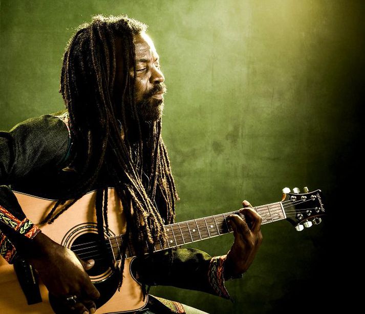 Rocky Dawuni kemur fram í Gamla bíói 30. ágúst.