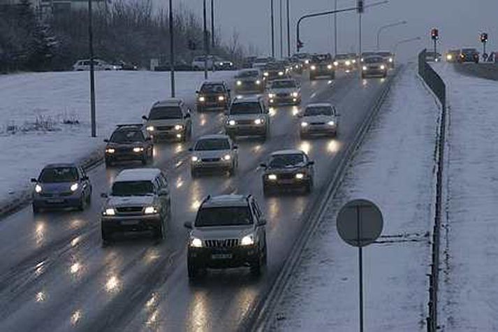 Nagladekkin eru á miklu undanhaldi.