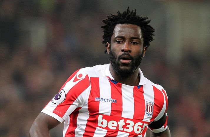 Bony í búningi Stoke City.