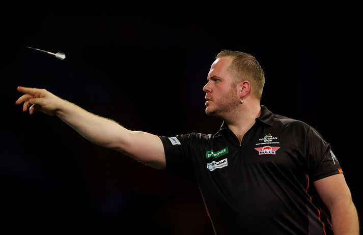 Dirk van Duijvenbode vann spennuleik í 128 manna úrslitum HM í kvöld.