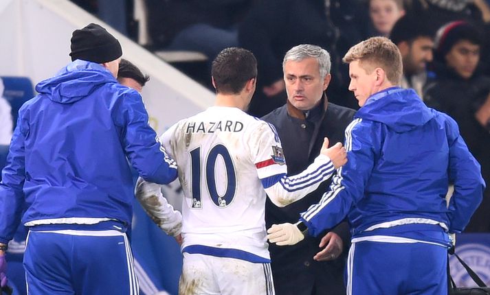 Mourinho sagði að Eden Hazard hafði skipt sjálfum sér af velli.