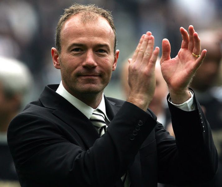 Alan Shearer klappar örugglega fyrir góðum samningi.