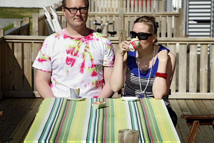 Þau Brynhildur Þórðardóttir og Rúnar Leifsson seldu merkið sitt, Lúka Art &Design, í fjórar Skandinavískar vefverslanir.  Fréttablaðið/valli