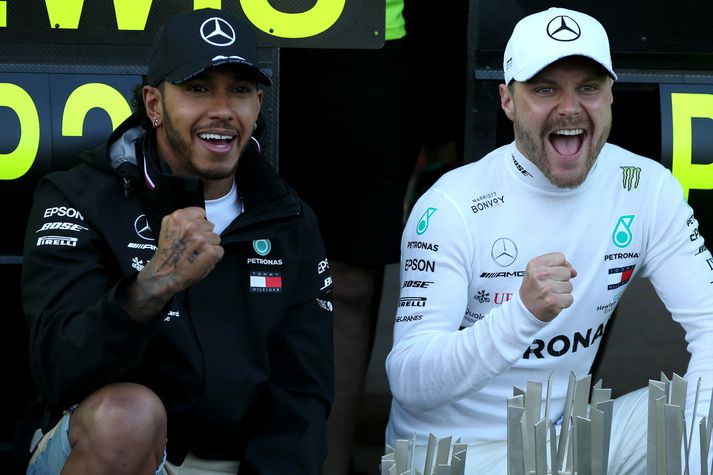 Hamilton og Bottas hafa báðir unnið tvær keppnir á tímabilinu.