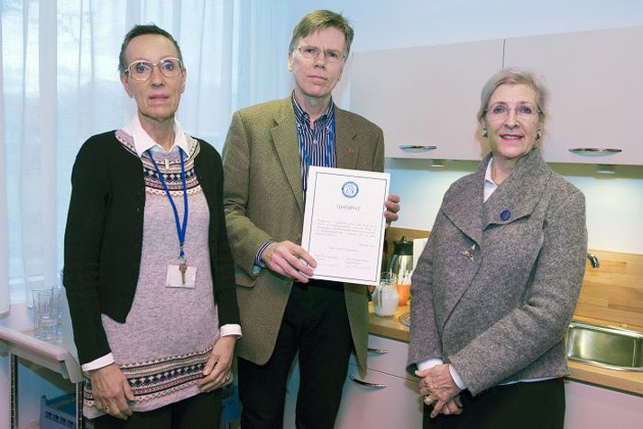Valgerður Einarsdóttir, Ólafur Guðmundsson, yfirlæknir á barna- og unglingageðdeild, og Vilborg Guðnadóttir hjúkrunardeildarstjóri.