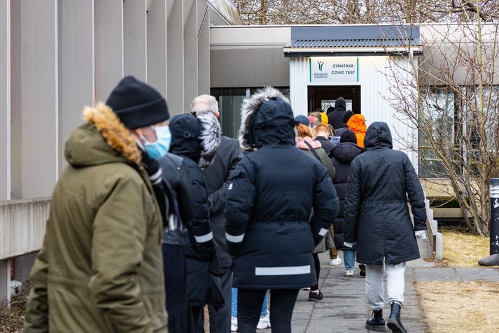 Sýnataka vegna Covid hjá Heilsugæslu Höfuðborgarsvæðisins.