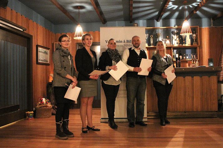 Sigurbjörg R. Hjálmarsdóttir, Óskar Vídalín Kristjánsson, Lilja Pétursdóttir, Hallfríður G. Hólmgrímsdóttir, Hildur Rafnsdóttir og Þórhildur Þórarinsdóttir.