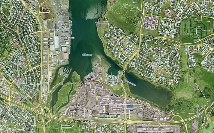 Drengurinn hljóp út í sjó við Geirsnef í Reykjavík.