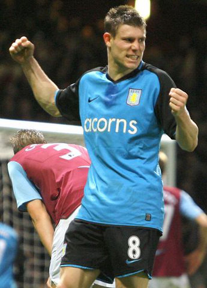 James Milner fagnar um helgina.