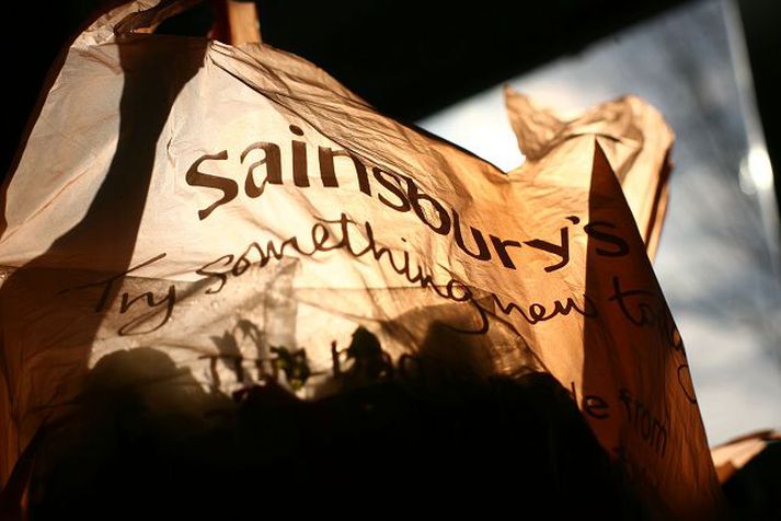 Til athugunar er ósk eftir framlengingu frests til að leggja fram yfirtökutilboð í Sainsbury.