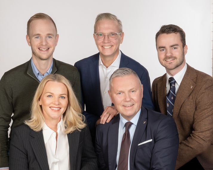 Lárus Gunnarsson, Björn Jóhannesson, Magnús Benediktsson, Elísabet Einarsdóttir og Þór Sigurgeirsson. 