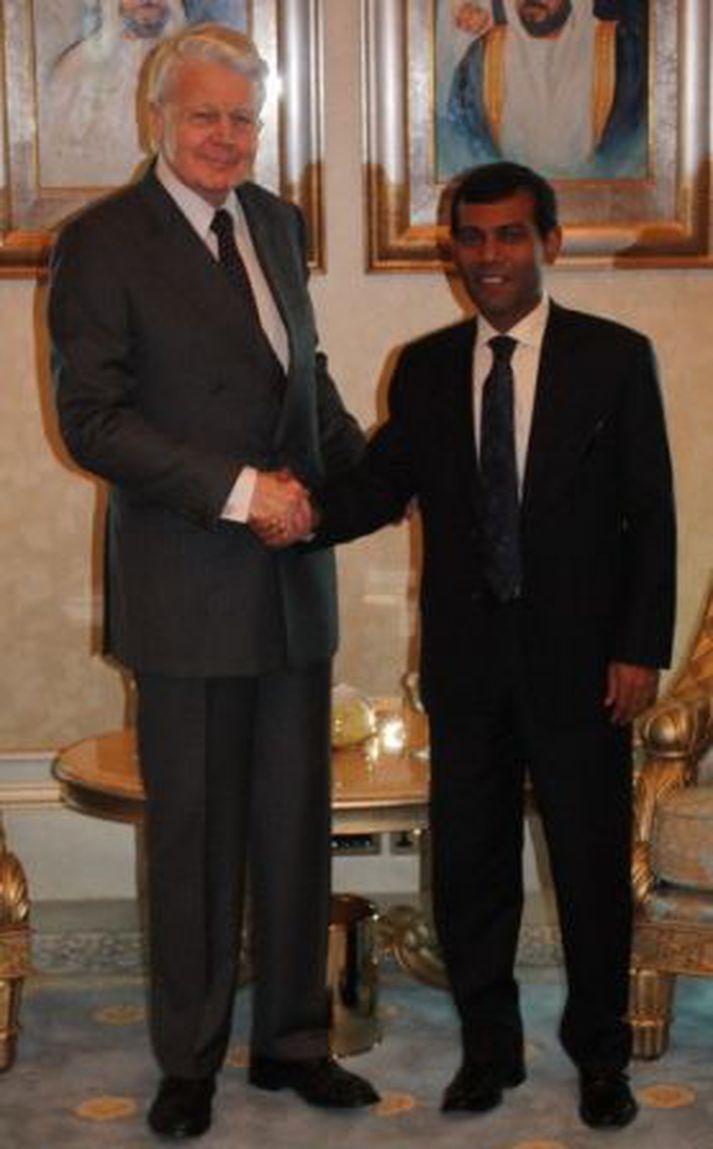 Ólafur Ragnar með Mohamed Nasheed forseta Maldíveyja, í Sameinuðu arabísku furstadæmunum. Mynd/forseti.is