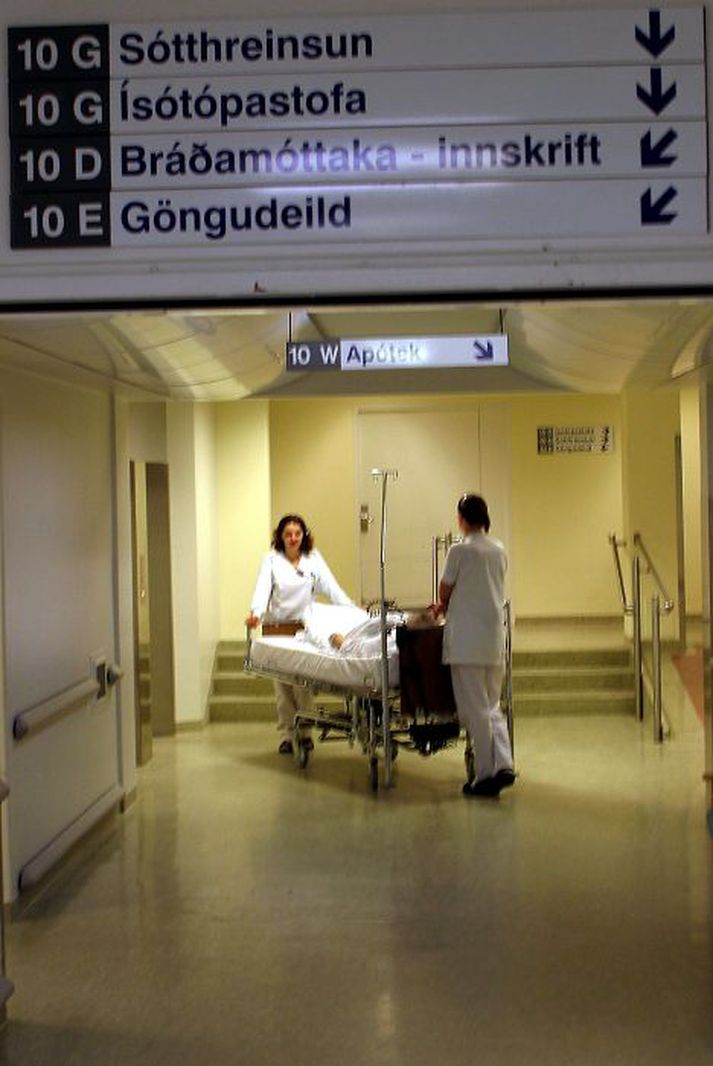 Grunur leikur á að andlát sjúklings í október megi rekja til vanrækslu eða mistaka starfsmanns á gjörgæsludeild.