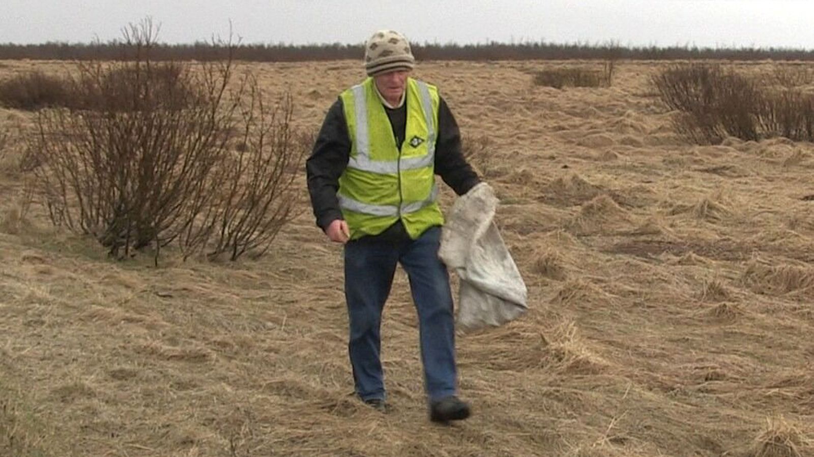 Öflugur 92 ára dósa og plast plokkari á Suður­landi