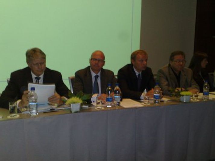 Frá hluthafafundinum á Hilton-hóteli fyrr í dag.