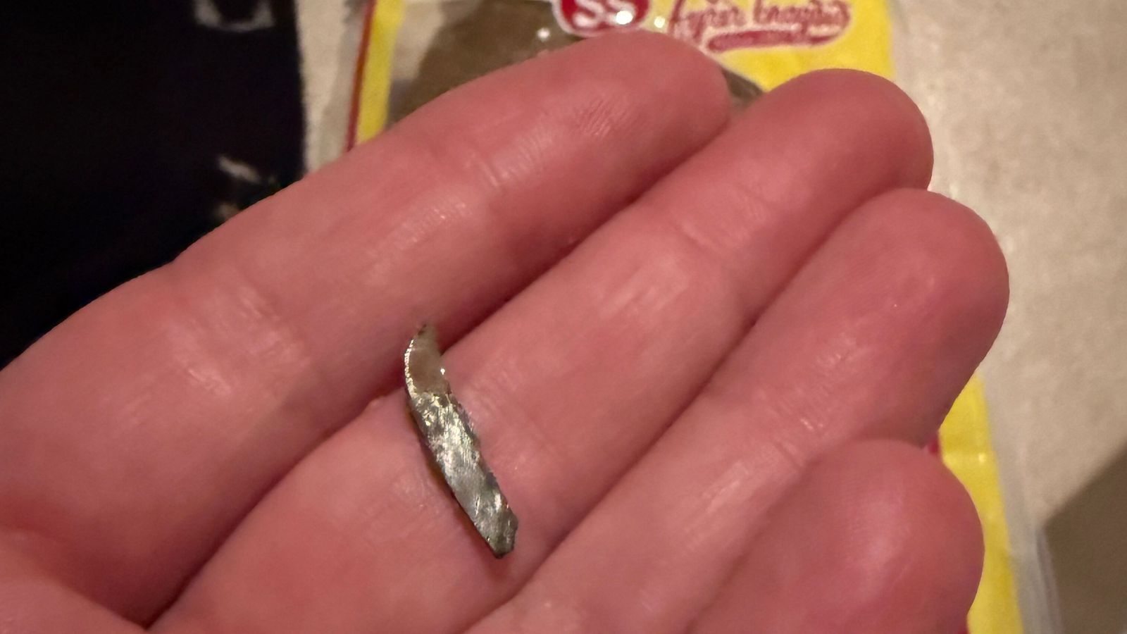 Að­skota­hlutur í lifrar­pylsu: „Mál sem við tökum mjög al­var­lega“