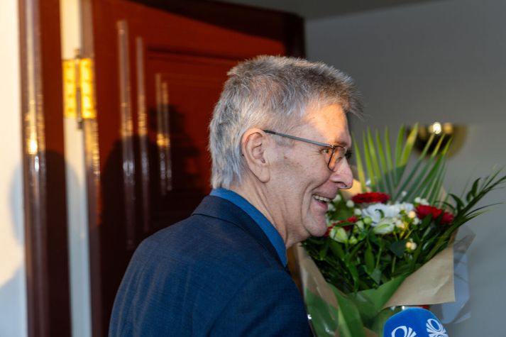 Guðmundur Ingi snýr aftur sem óbreyttur þingmaður á þing í dag. 