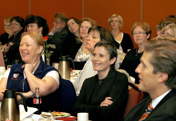 Athafnakonur í ólíkum greinum Þær Margrét Pála Ólafsdóttir, formaður Samtaka sjálfstæðra skóla, og Svafa Grönfeldt, rektor Háskólans í Reykjavík, voru meðal þeirra er spurðu stjórnmálamenn spjörunum úr.