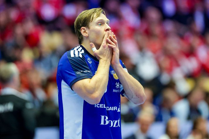 Janus Daði Smárason átti frábæran leik gegn dönsku heimsmeisturunum og skoraði átta mörk.