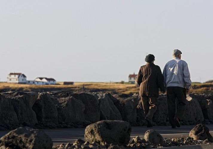 Konur eru í meirihluta þeirra sem hafa náð 100 ára aldri eða alls 32. Á meðan eru 15 karlar sem eru 100 ára og eldri.