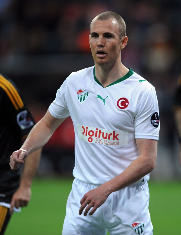 Miller var í liði Bursaspor sem lenti í 3. sæti í tyrknesku deildinni á síðustu leiktíð.