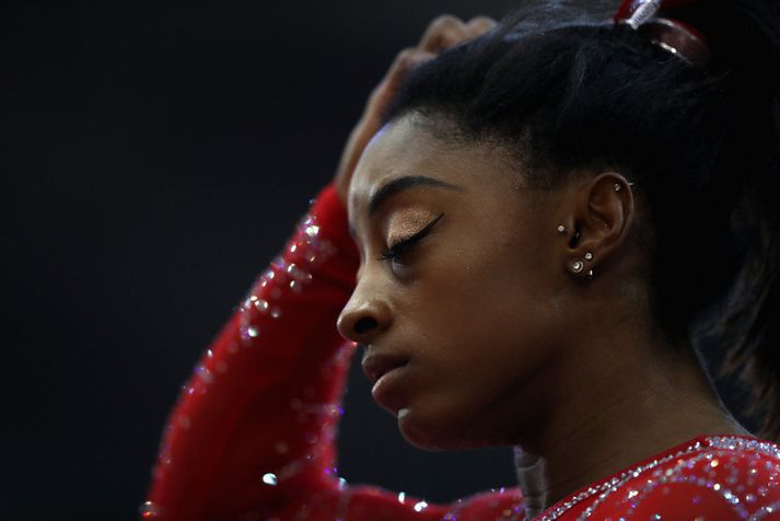 Simone Biles er ein af fórnarlömbum Larry Nassar en það eru alls um tvö hundruð fimleikakonur.